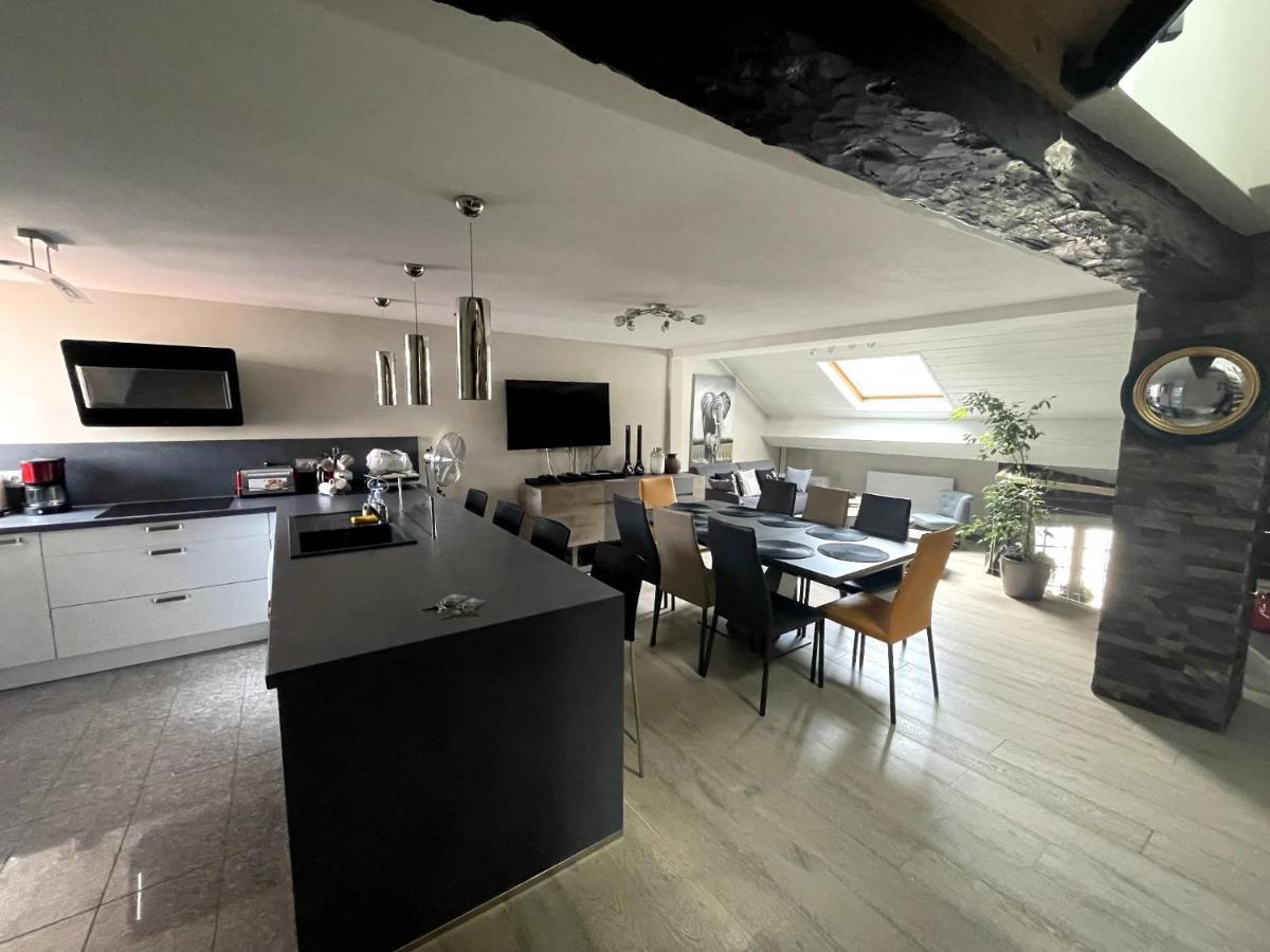 Le 3 De Coeur Annecy Apartment Exterior photo